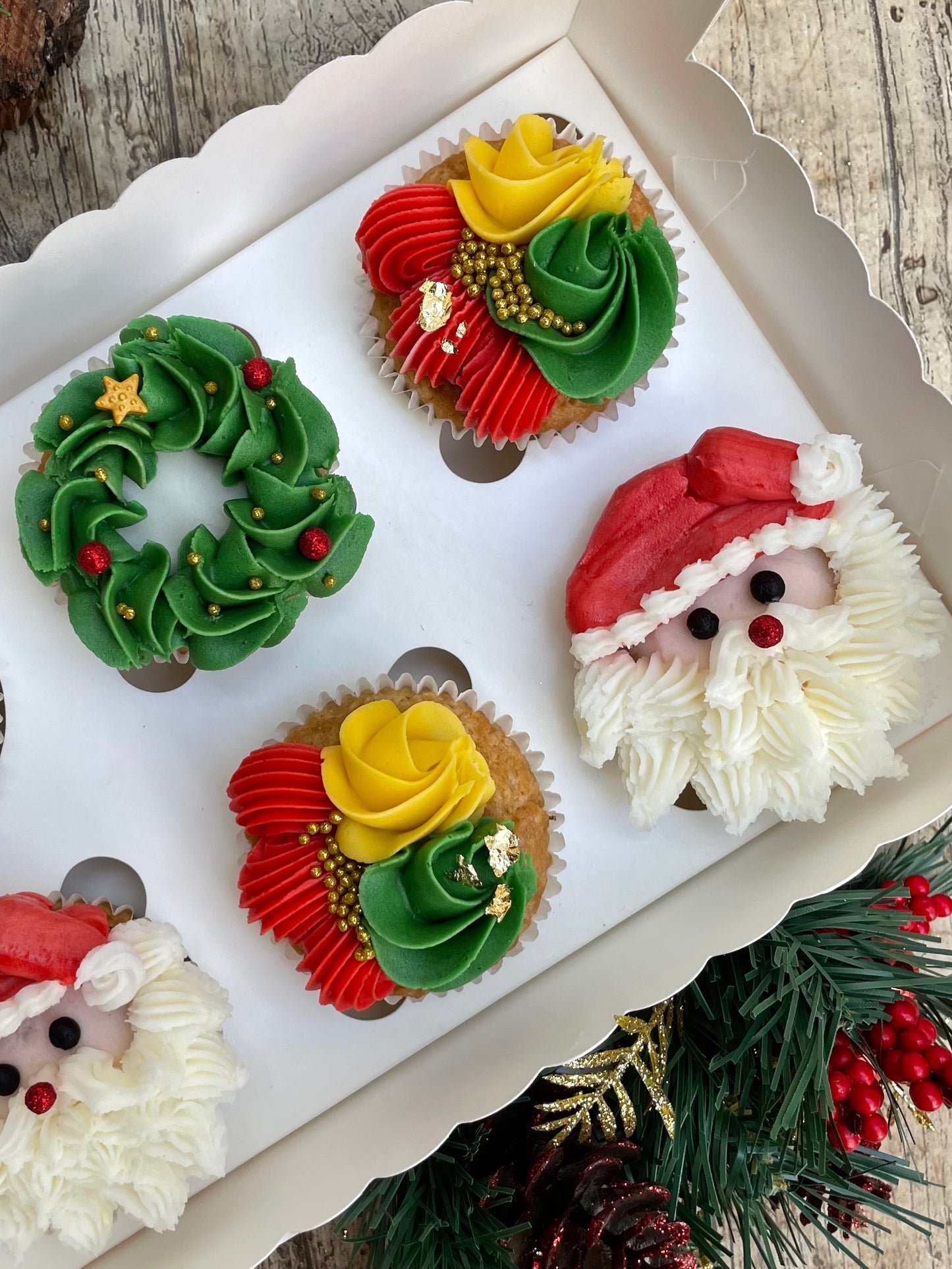 Cupcakes Santa