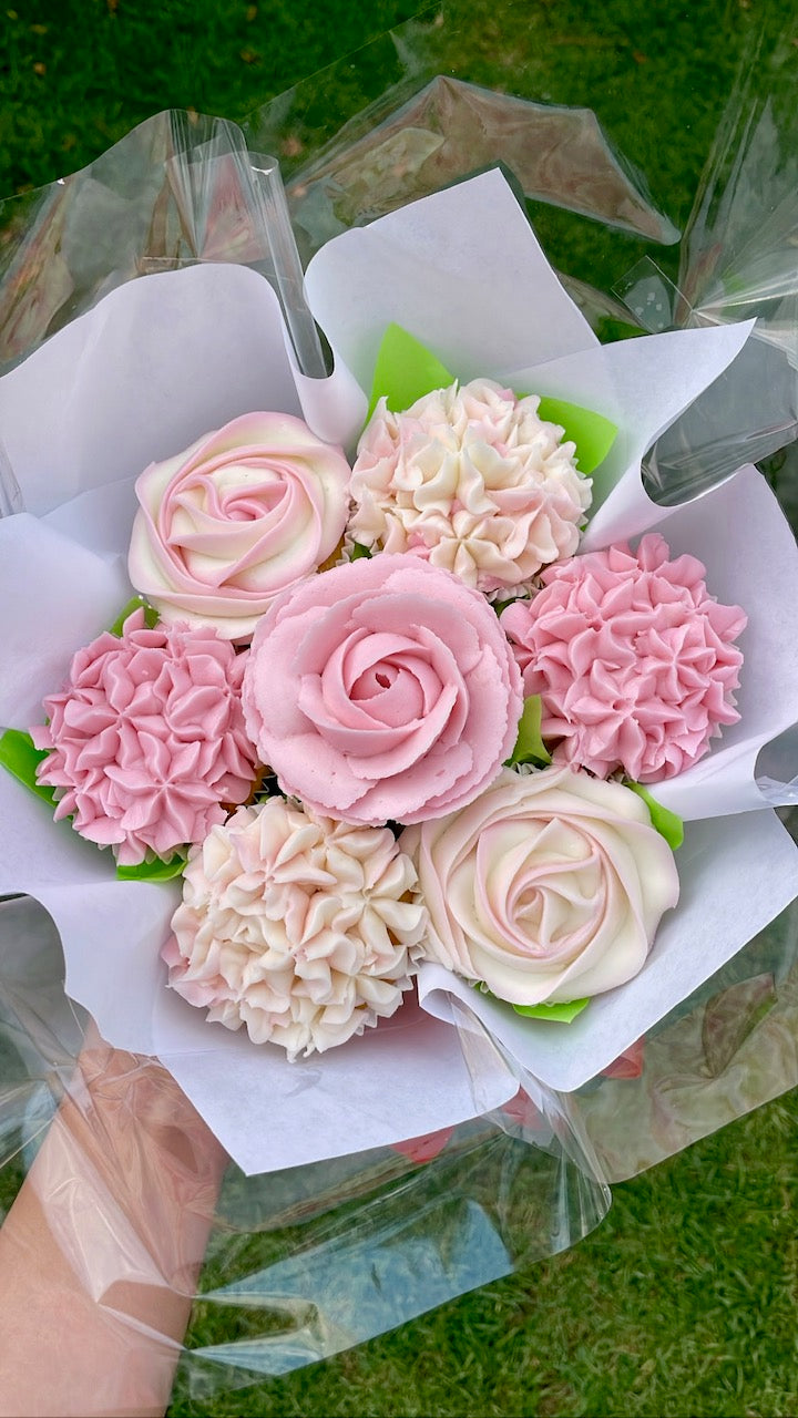 Bouquet de Cupcakes Rosas y Hortensias